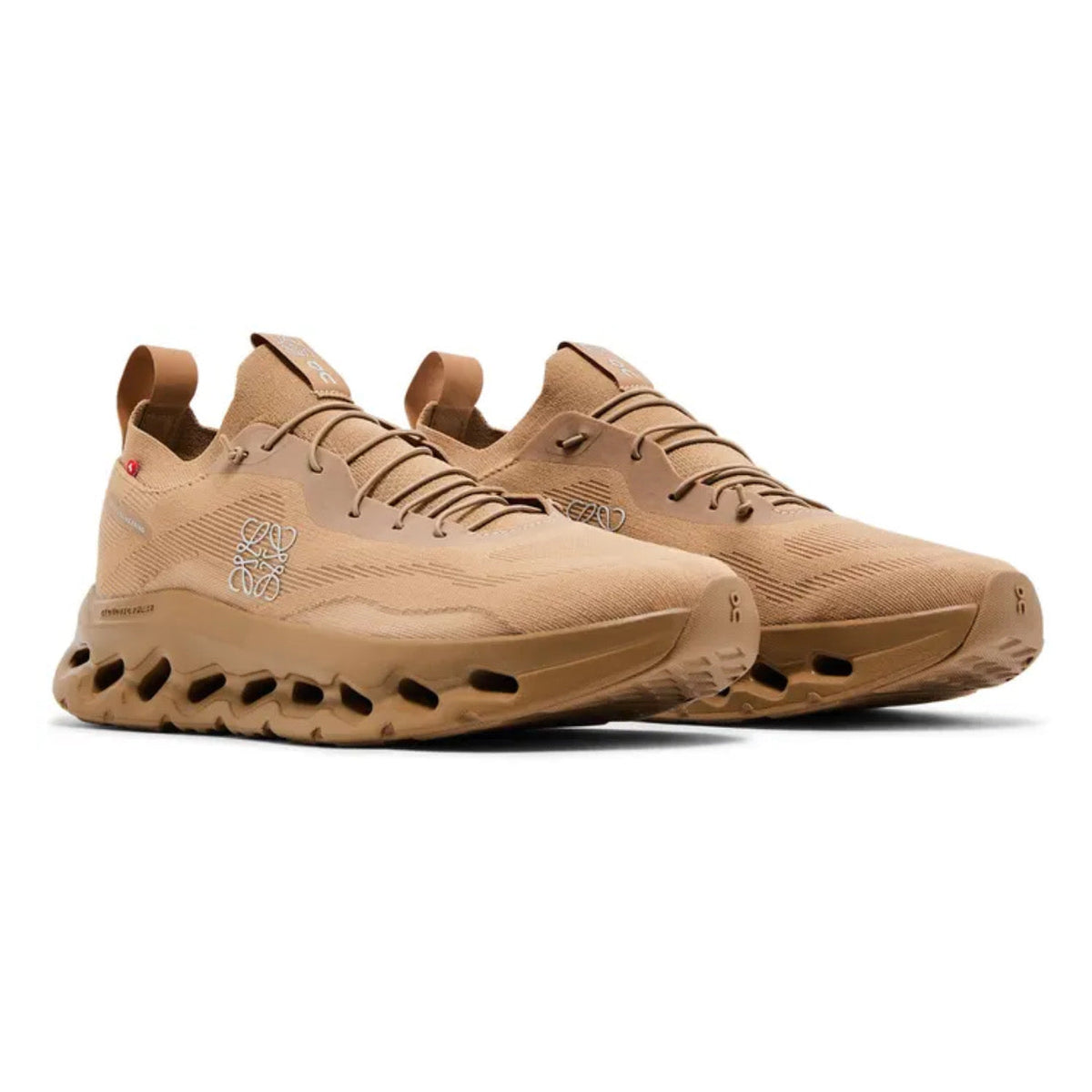 LOEWE X ON Cloudtilt \ Dark Sand