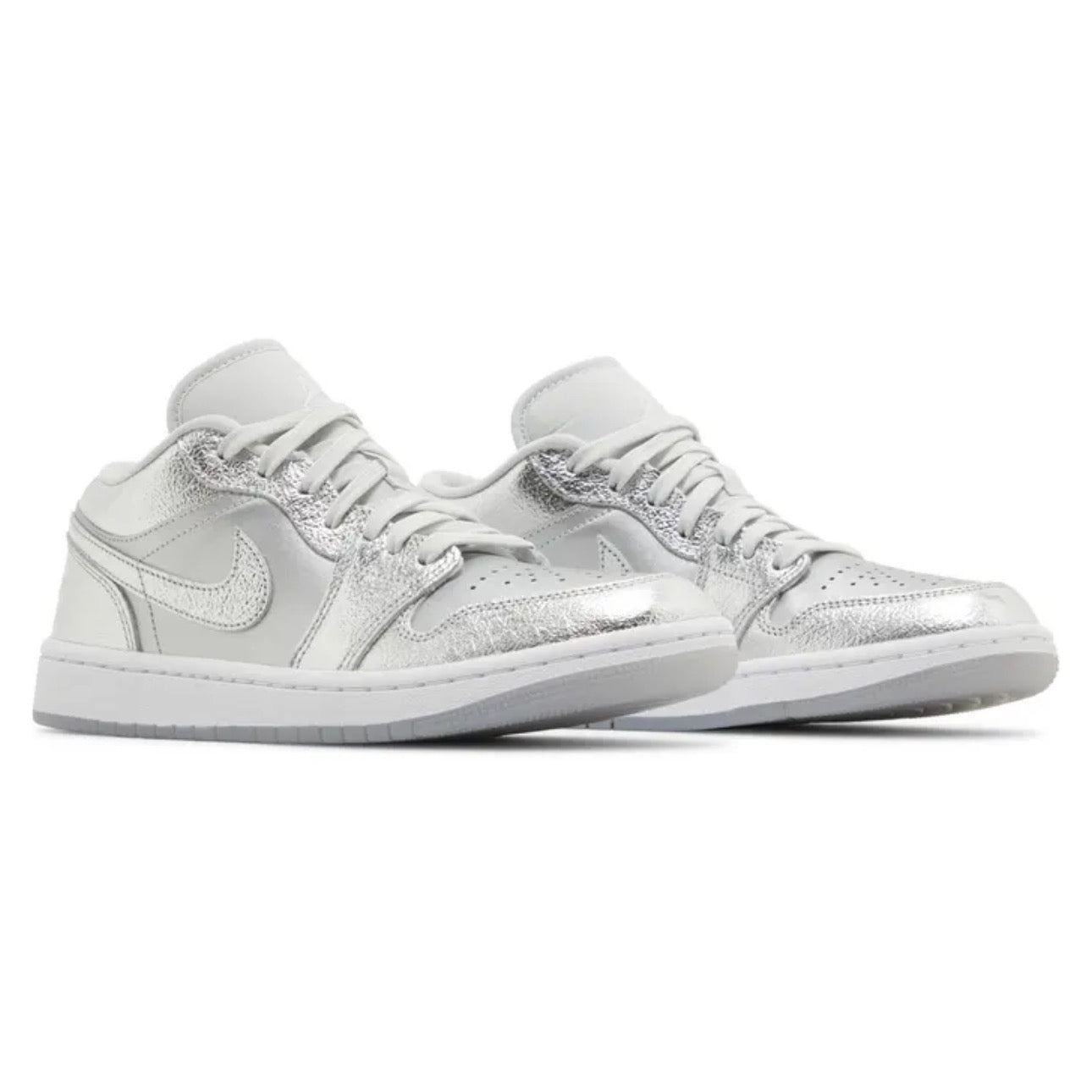Air Jordan 1 Low \ Metallic Silver