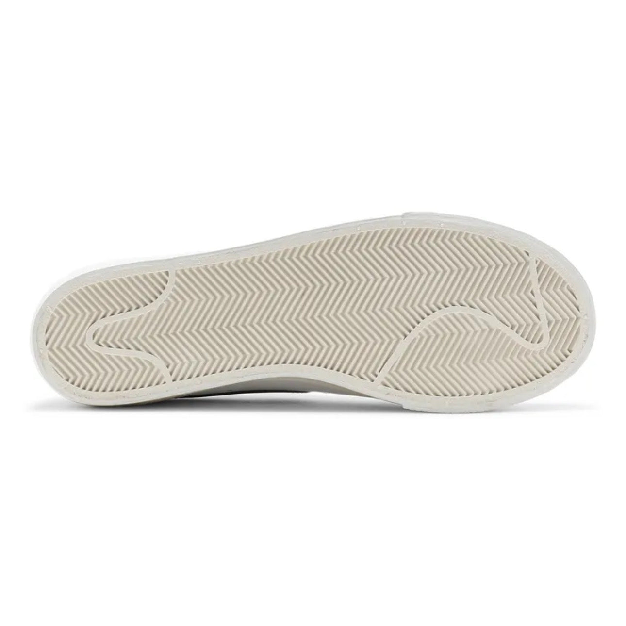 Nike Blazer Low Platform \ White Black