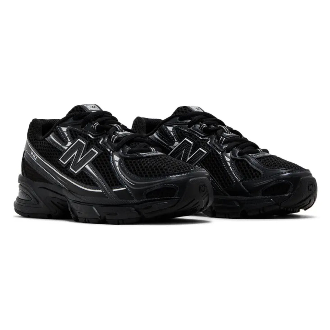 New Balance 740 Big Kid \ Black Silver Metallic