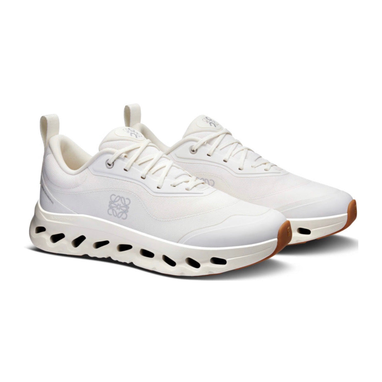 On Running Cloudtilt Loewe2 All \ White