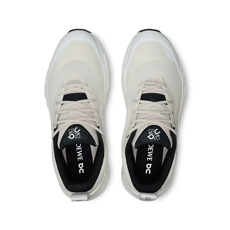 On Running Cloudtilt Loewe2 \ Sand / White