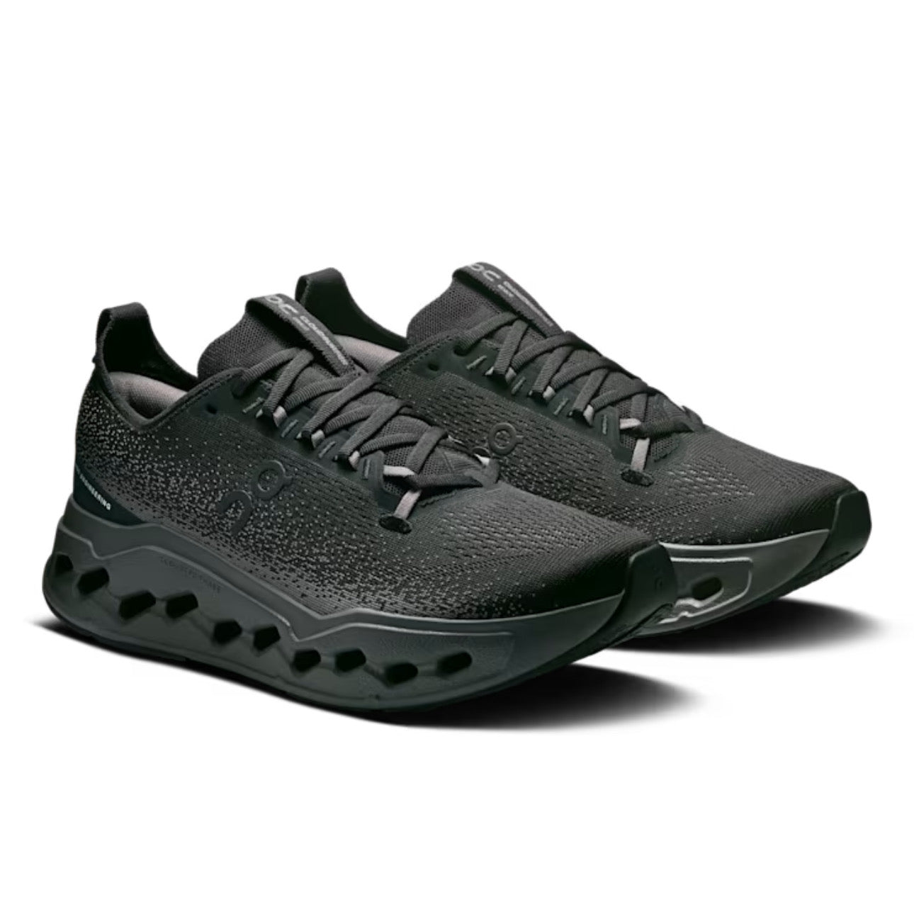 On Running Cloudsurfer Max \ Black / Black