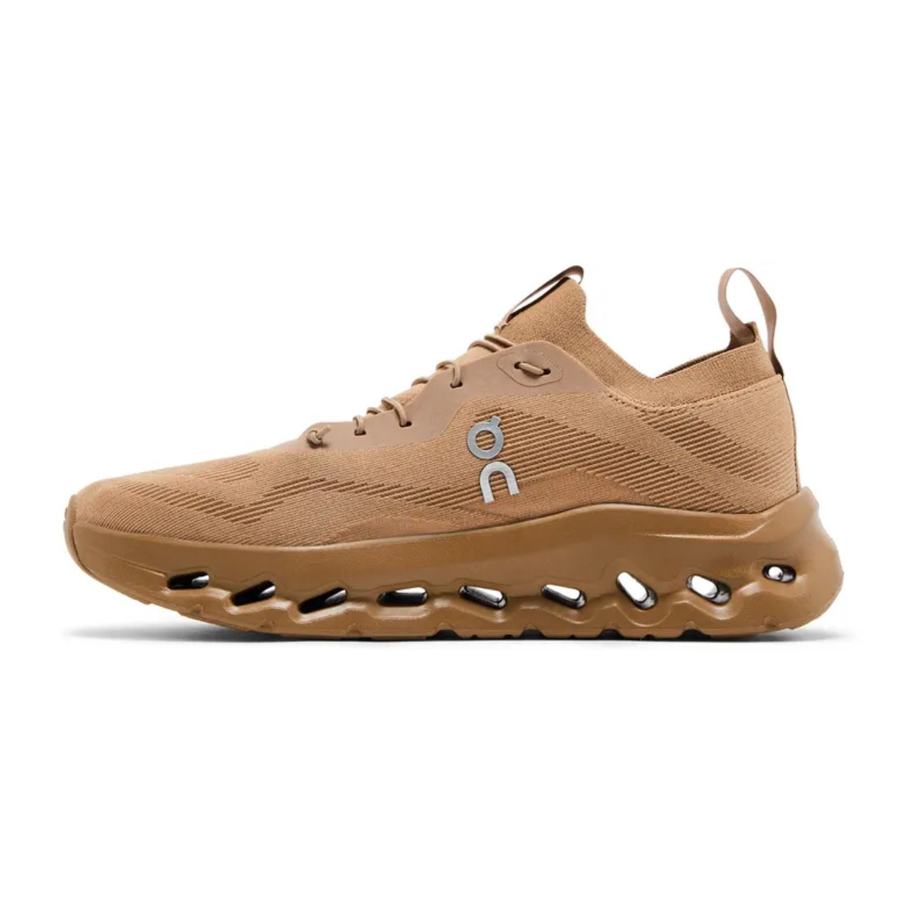 LOEWE X ON Cloudtilt \ Dark Sand