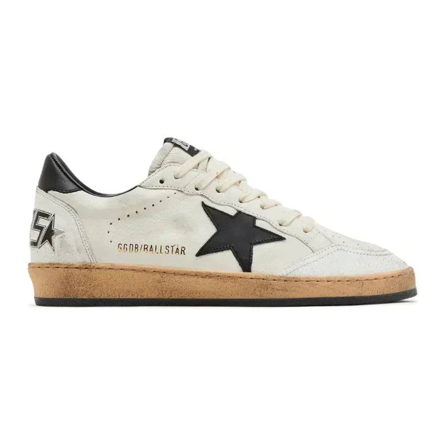 Golden Goose Ball Star in White Nappa With Black Star