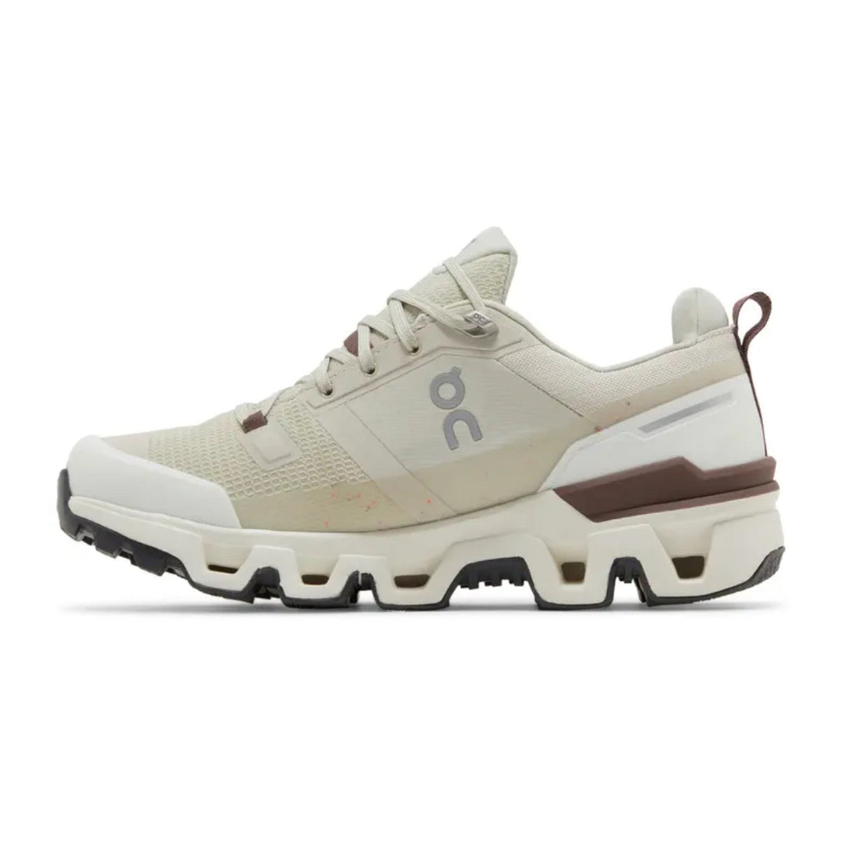 On Running Cloudwander Waterproof \ Sand Ivory