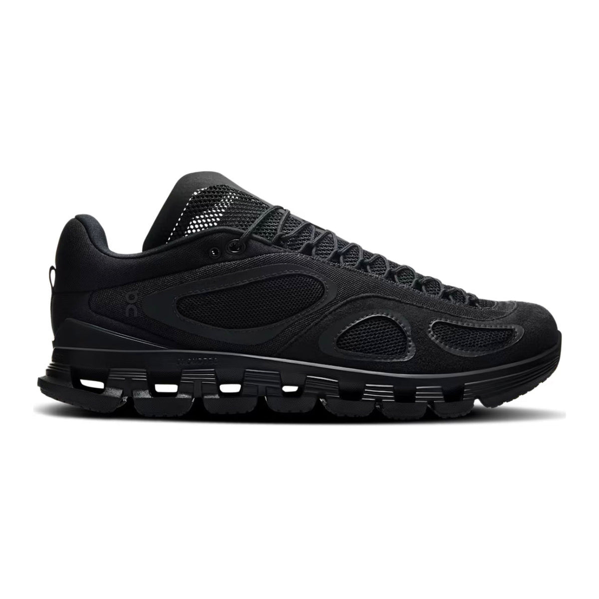 On Running Cloud x FKA \ Black / Black