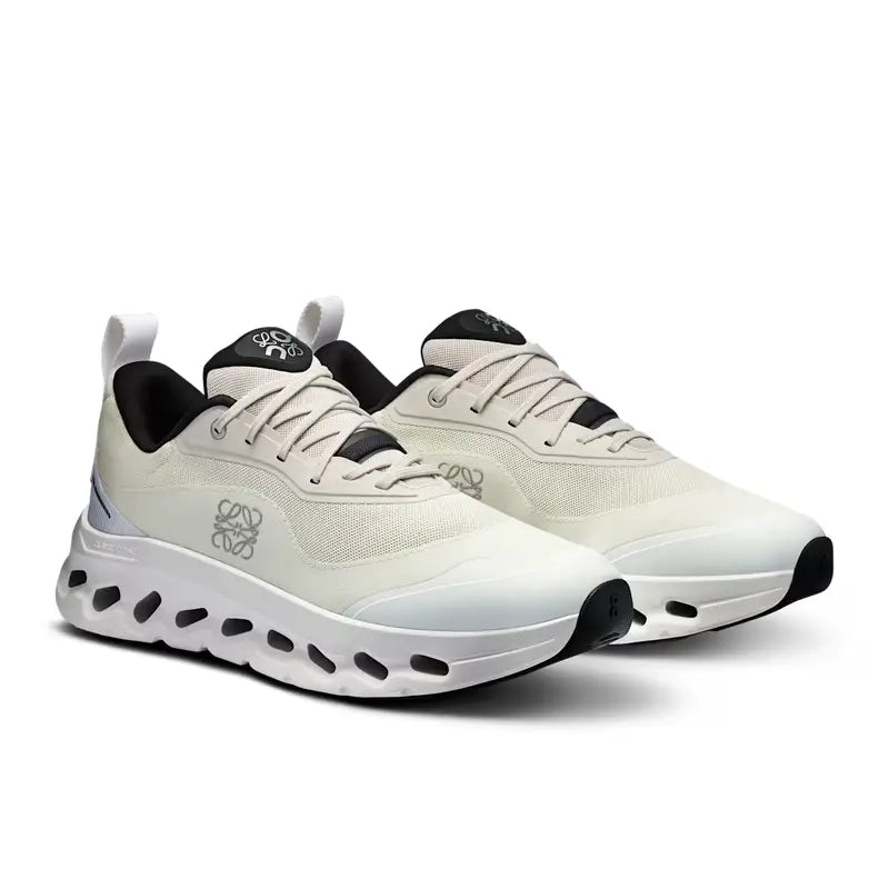On Running Cloudtilt Loewe2 \ Sand / White
