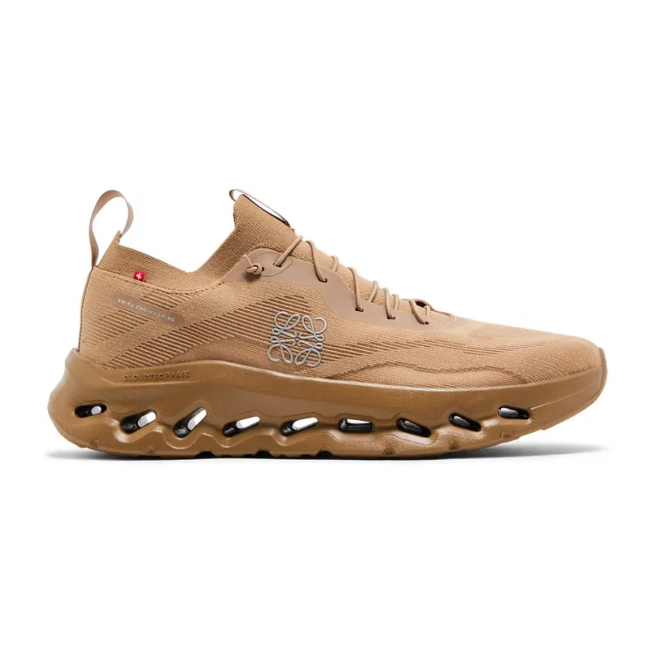 LOEWE X ON Cloudtilt \ Dark Sand