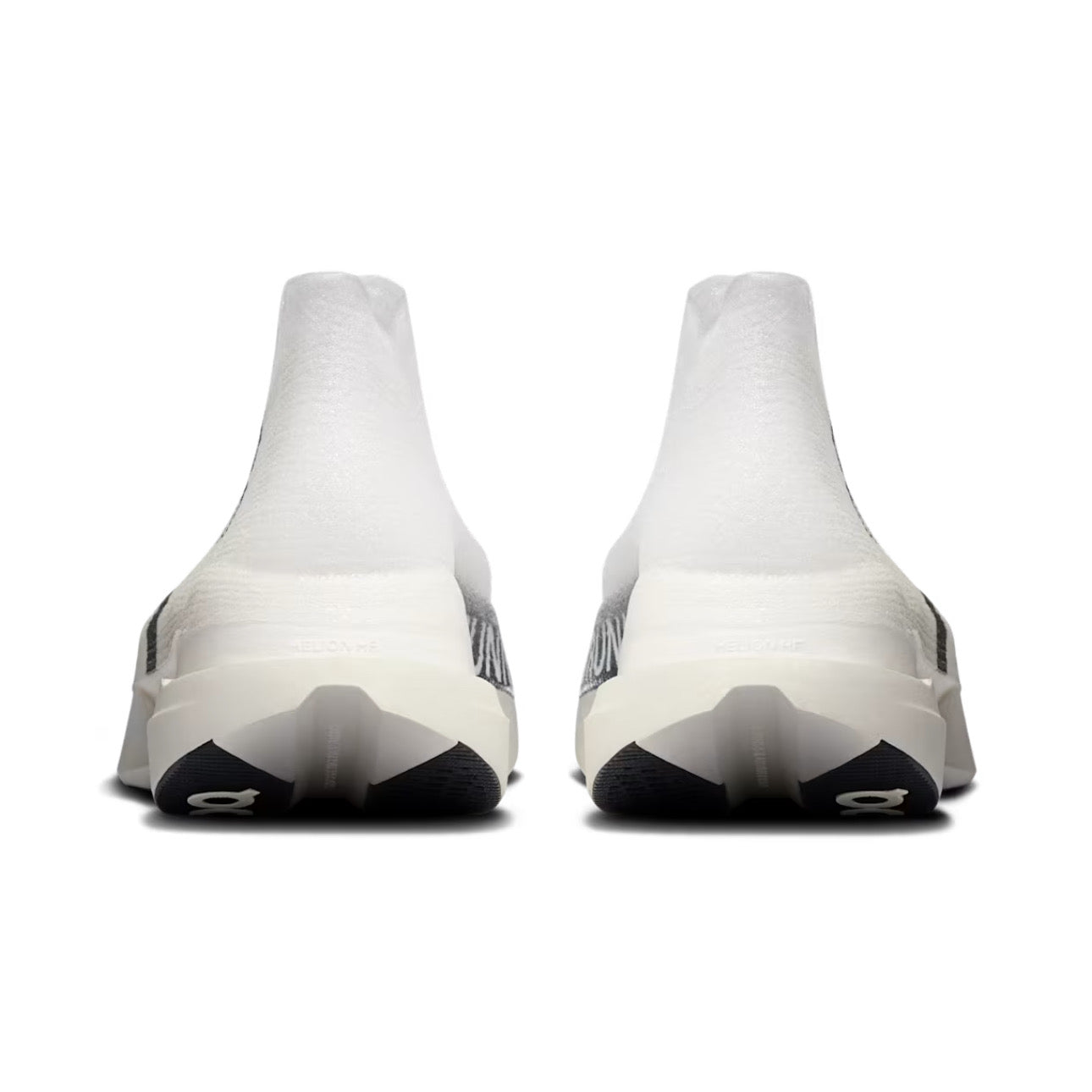On Running Cloudboom Strike LightSpray \ White / Black