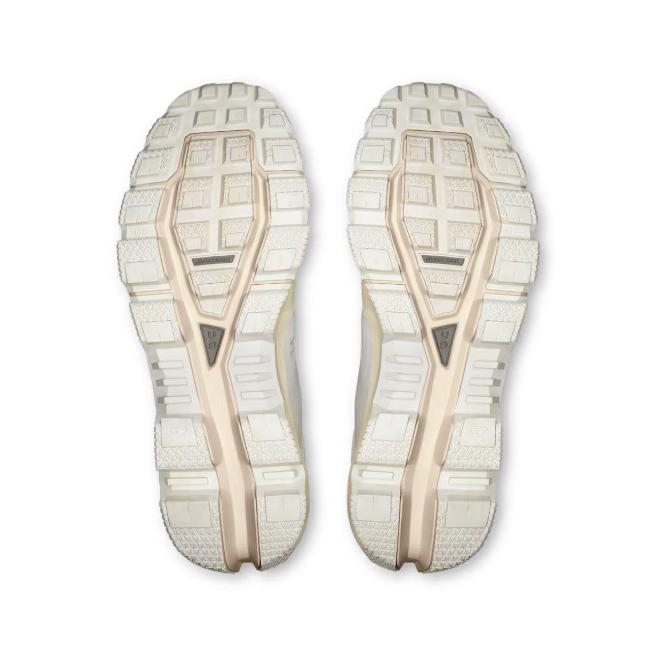 On Running Cloudventure 2 Eggshell x LOEWE