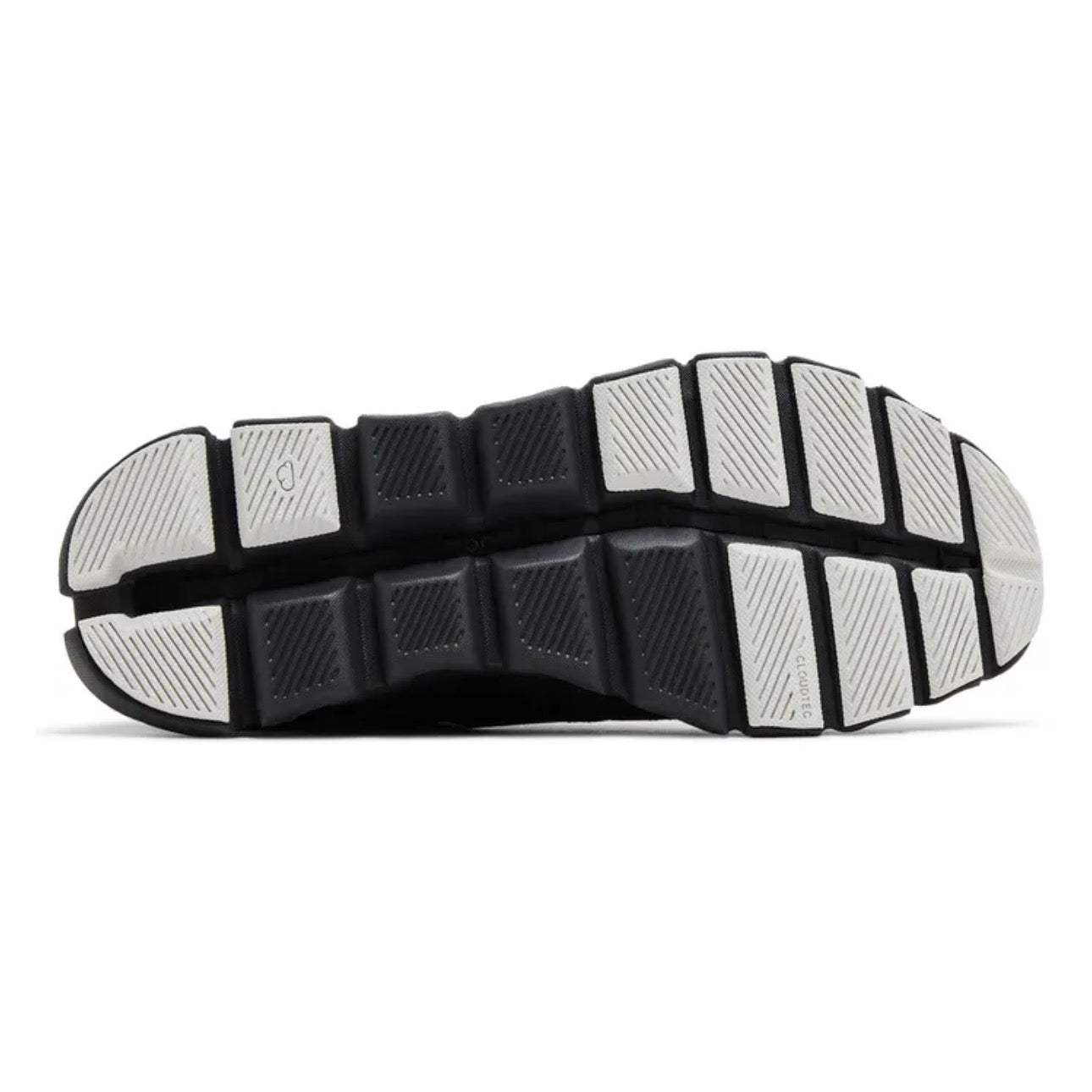 On Running Cloud x 3 \ Black