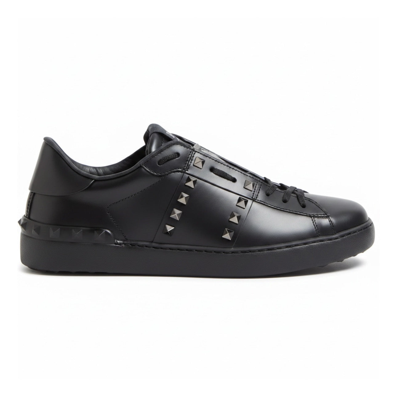 Valentino Rockstud Untitled Sneaker in Calfskin Leather \ Black